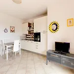 Familiar Swimming Pool And Open, Private Space