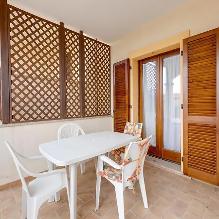 Familiar Swimming Pool And Open, Private Space Castelsardo