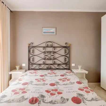 Familiar Swimming Pool And Open, Private Space Castelsardo
